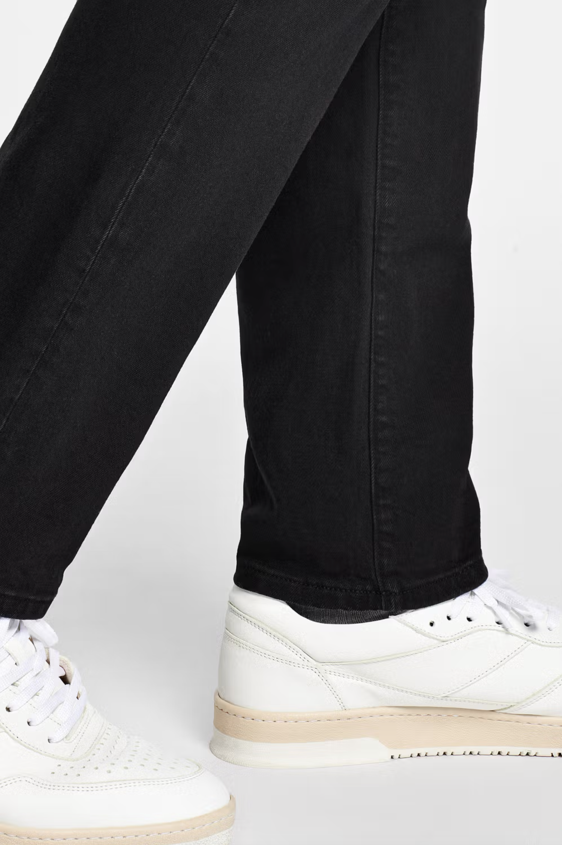 The Jeans - Black